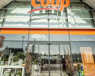 Coop Netherlands will sell fresh meat with at least one Beter Leven star by mid-2023 Coop Netherlands will sell fresh meat with at least one Beter Leven star by mid-2023